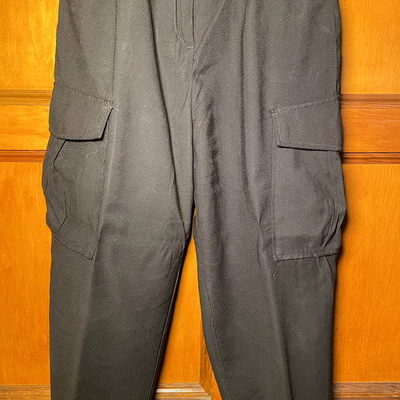 H&M Black High Waist Belted Paperbag Cargo Pants - Women size 4 - Office wear - Picture 3 of 8